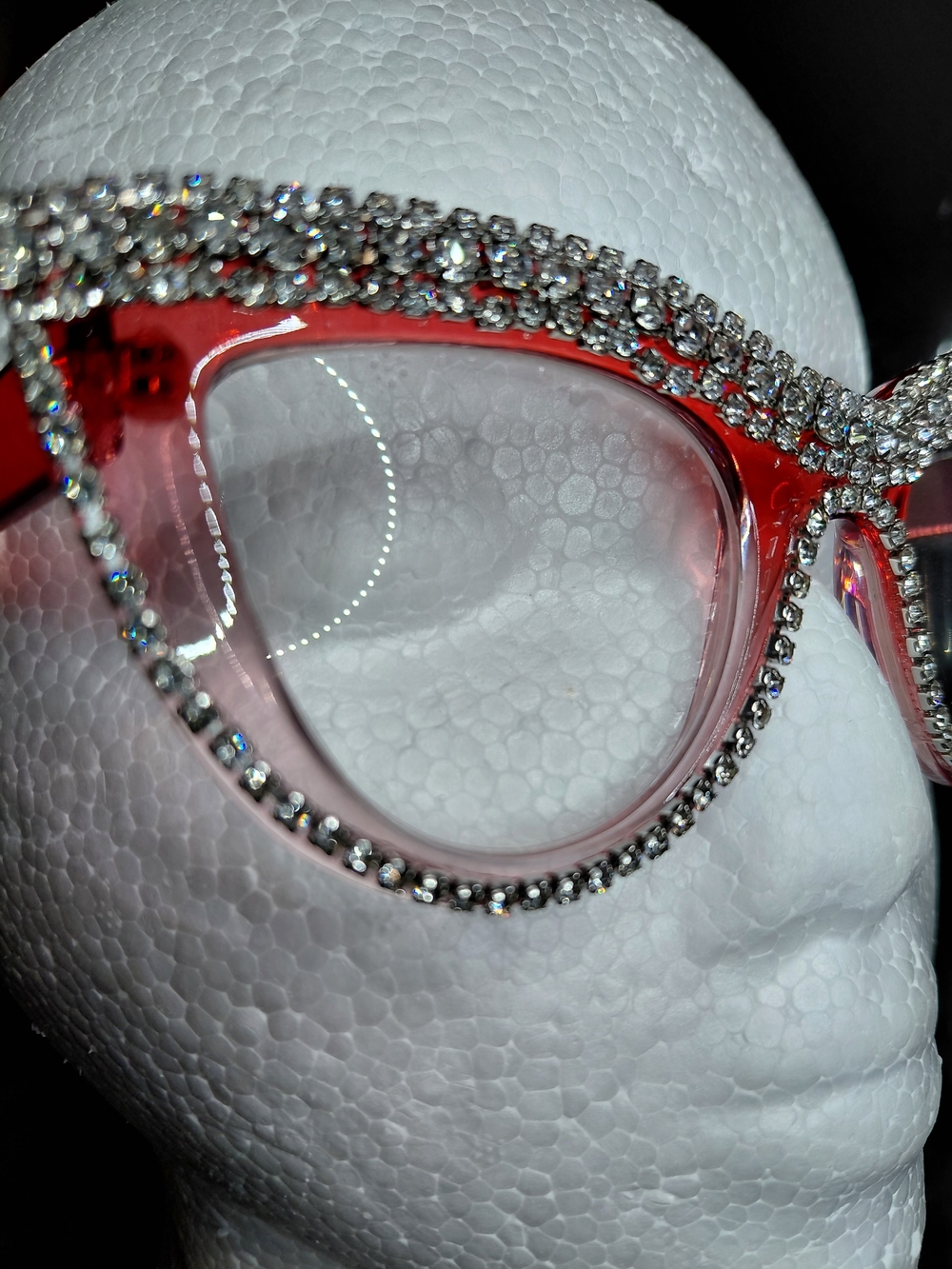 2:00 Stunning RED READERS - Picture 3 of 5